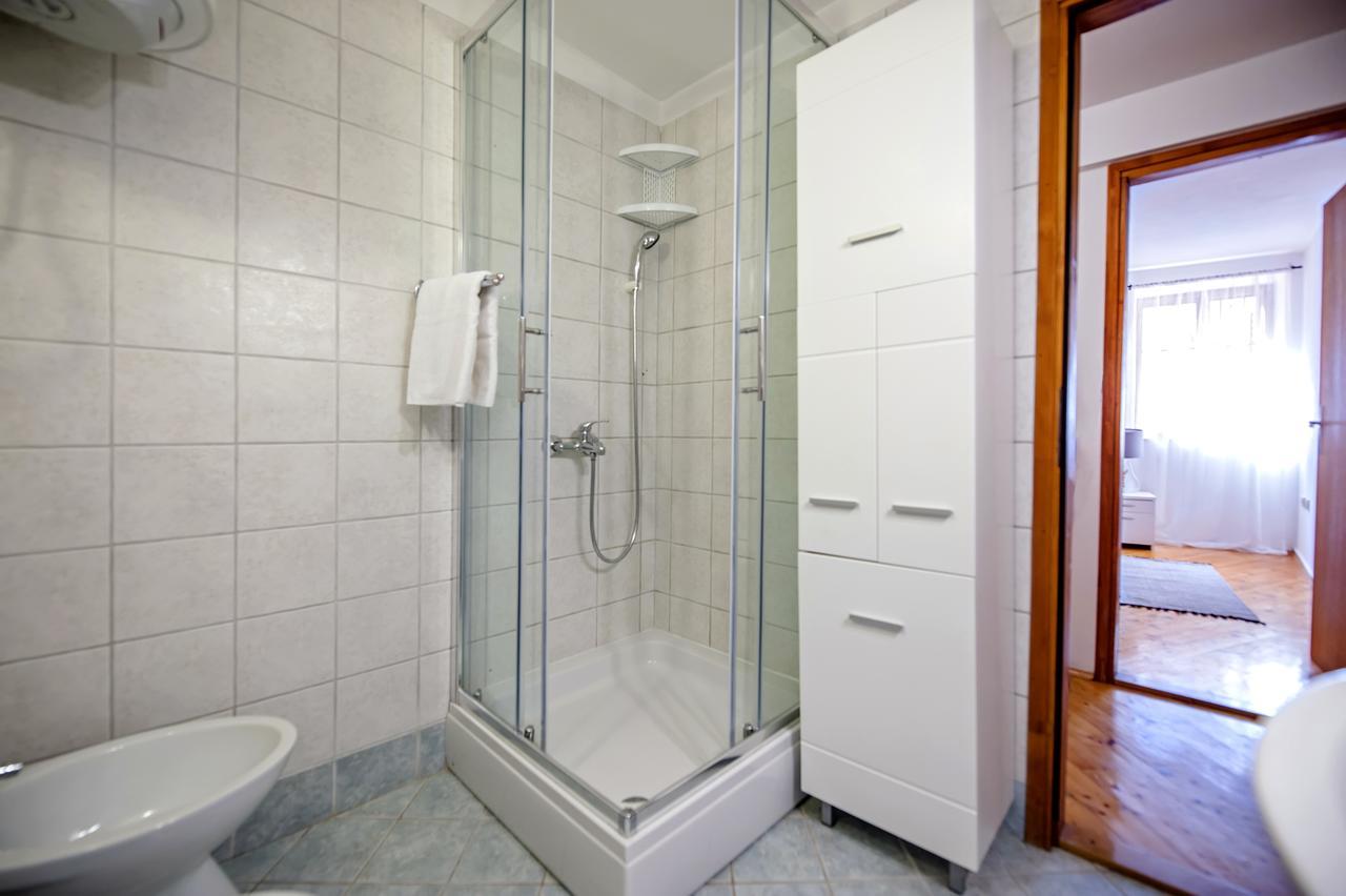 Apartment Marconi Rovinj Luaran gambar